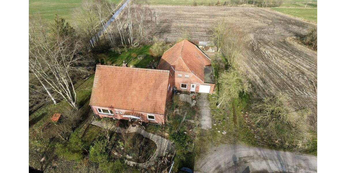 Bauernhaus, Landhaus Moormerland Boekzetelerfehn - 7 Zimmer, 152 m&sup2;, 259.000&euro; | Angebot:25700662