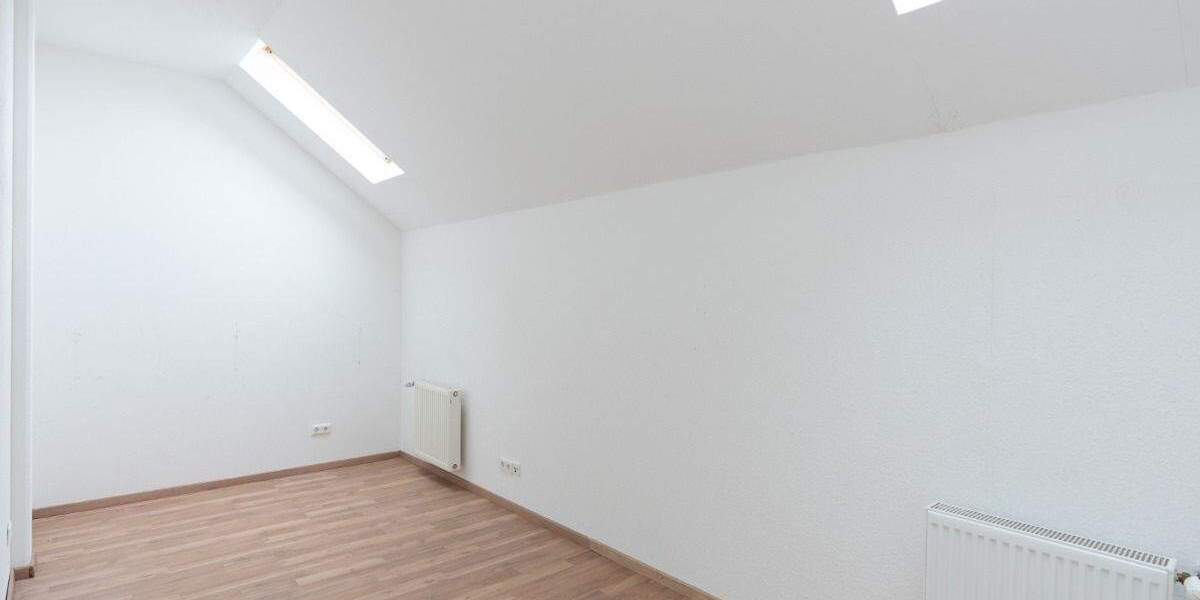 Bauernhaus, Landhaus Moormerland Neermoor - 1 Zimmer, 220 m&sup2;, 375.000&euro; | Angebot:25740678