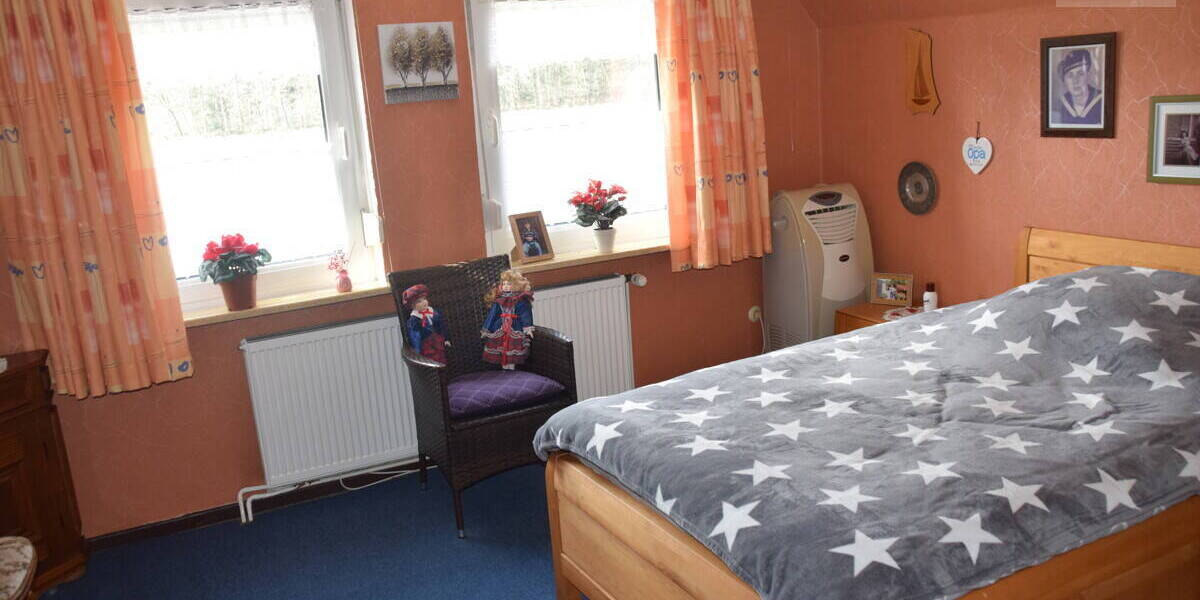 Einfamilienhaus Aurich Innenstadt - 4 Zimmer, 140 m&sup2;, 199.500&euro; | Angebot:26541248
