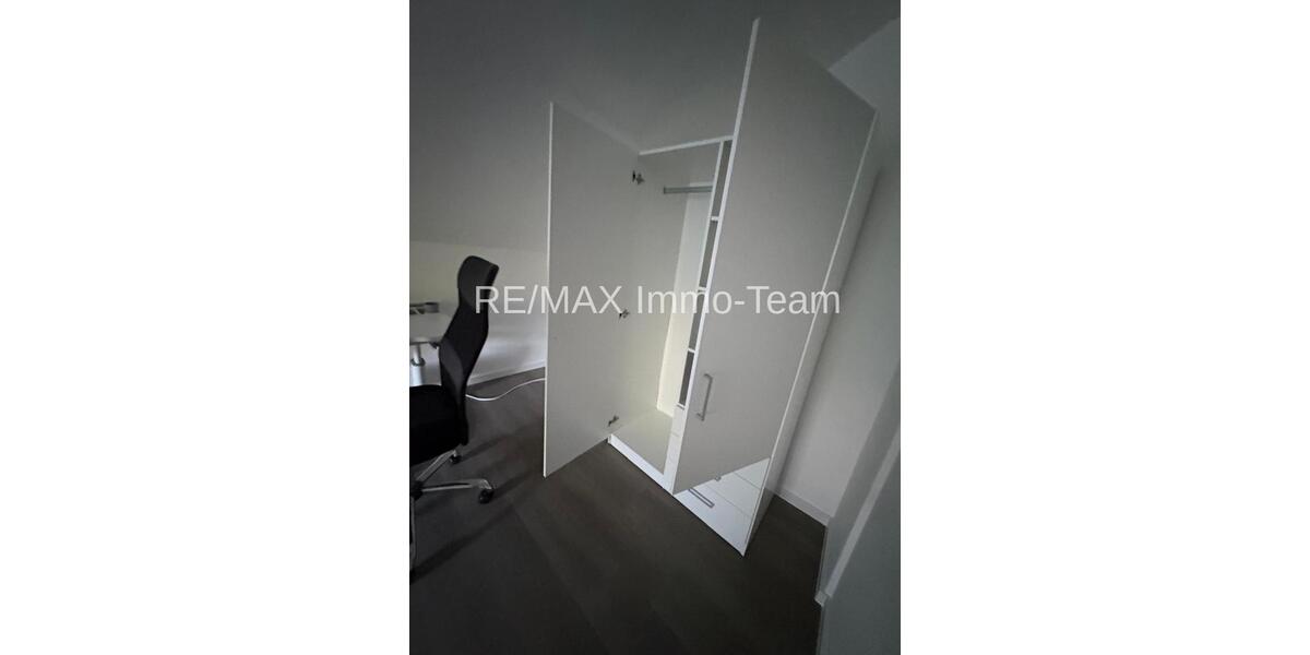 Etagenwohnung Jemgum - 1 Zimmer, 110 m&sup2;, 750&euro; | Angebot:26442910