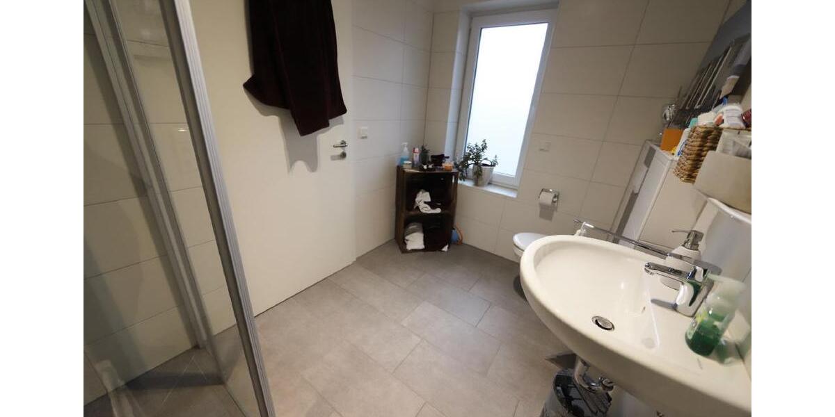 Doppelhaushälfte Norden - 3 Zimmer, 100 m&sup2;, 850&euro; | Angebot:26532025