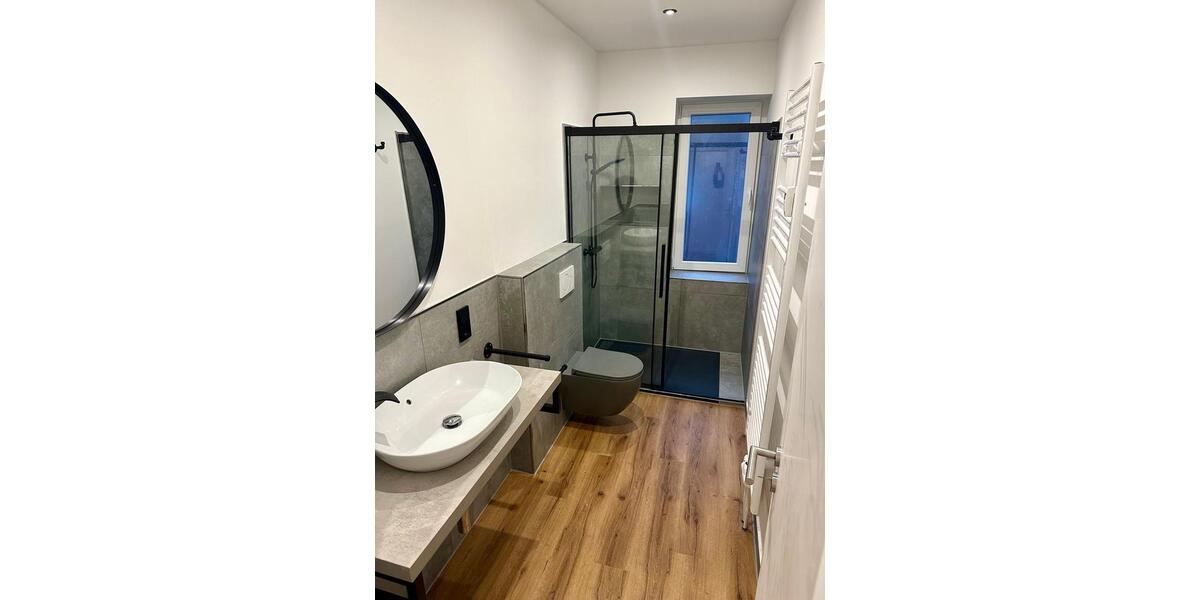 Etagenwohnung Emden - 2 Zimmer, 72 m&sup2;, 940&euro; | Angebot:25224400