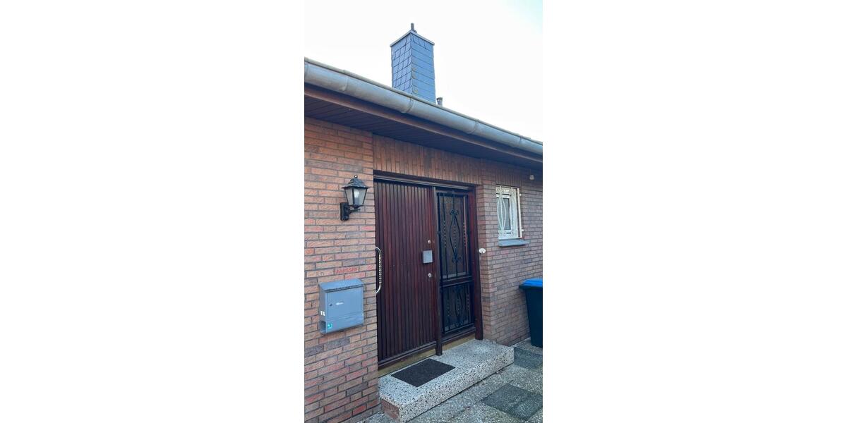 Bungalow Emden Tholenswehr - 4 Zimmer, 130 m&sup2;, 320.000&euro; | Angebot:26144095