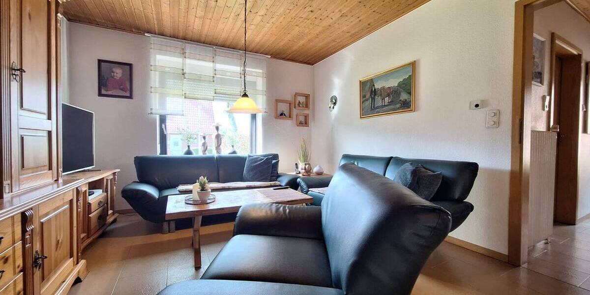 Mehrfamilienhaus, Wohnhaus Weener - 5 Zimmer, 133 m&sup2;, 195.000&euro; | Angebot:26118098