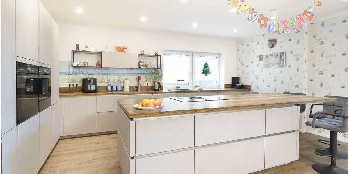 ***Modernes Anwesen - Haus mit Einliegerwohnung auf ca. 4.900 m² Grundstück mit Teich in Flachsmeer*** - Einfamilienhaus Westoverledingen | Angebot:23273632