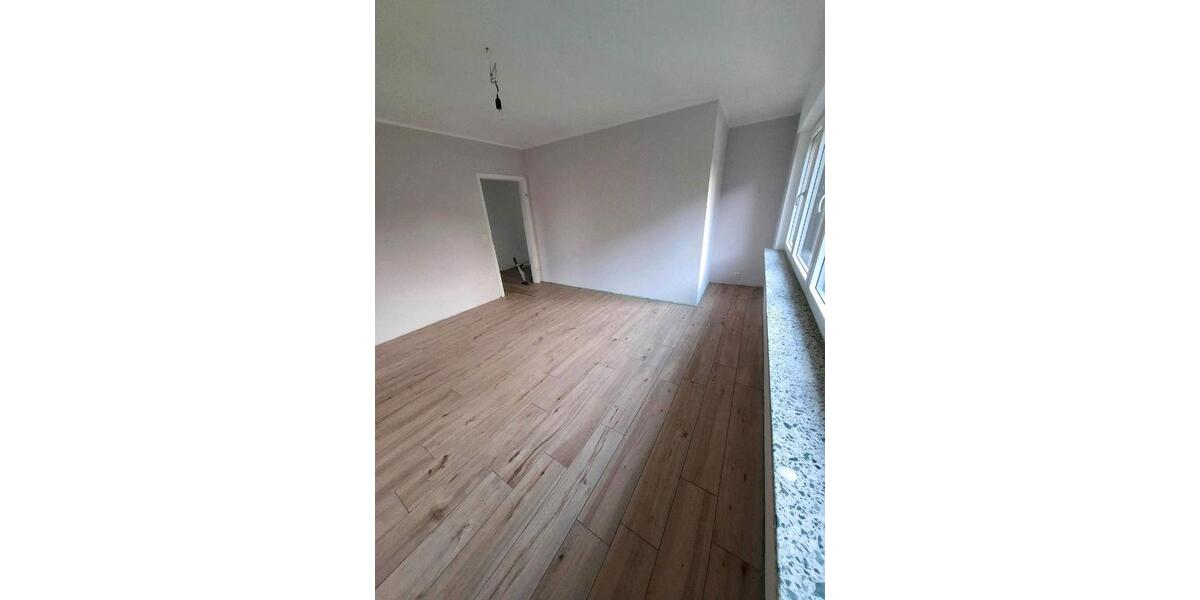 Etagenwohnung Großefehn - 5 Zimmer, 170 m&sup2;, 1.390&euro; | Angebot:26536409