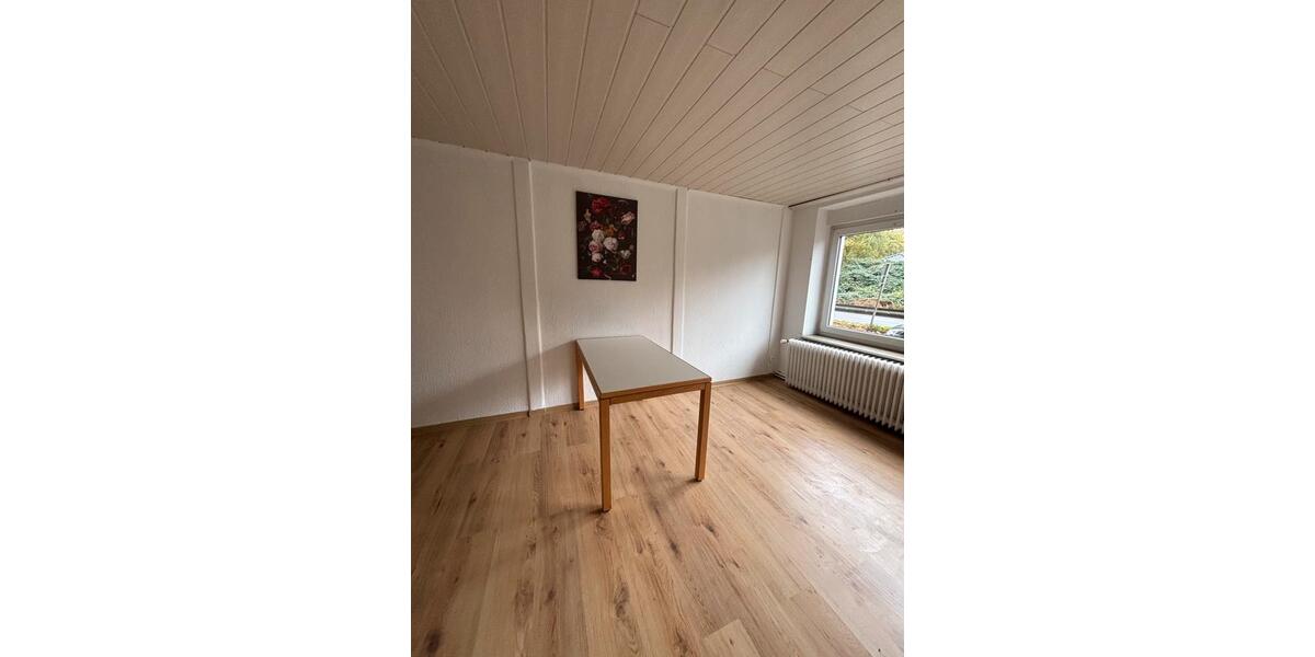 Mehrfamilienhaus, Wohnhaus Weener - 10 Zimmer, 185 m&sup2;, 217.500&euro; | Angebot:26104332