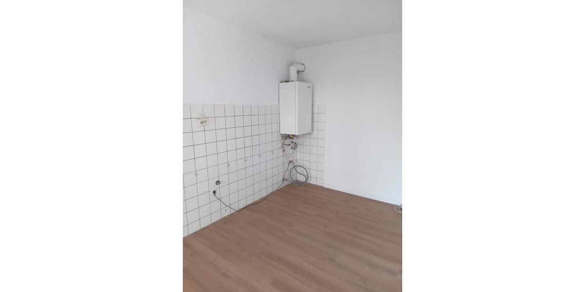 Mehrfamilienhaus, Wohnhaus Leer (Ostfriesland) - 5 Zimmer, 110 m&sup2;, 1.100&euro; | Angebot:26035555