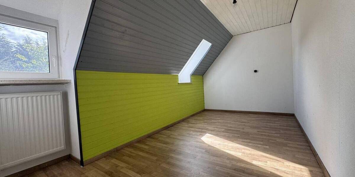 Mehrfamilienhaus, Wohnhaus Hage - 8 Zimmer, 246 m&sup2;, 238.000&euro; | Angebot:26712820
