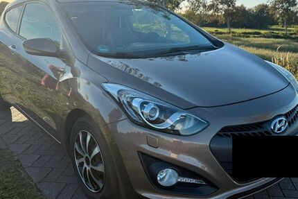 Hyundai i30 105.000 km 7.400 &euro; Aurich 26607