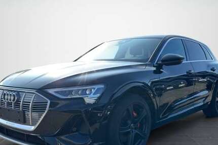 Audi e-tron 36.054 km 34.870 &euro; Norden 26506