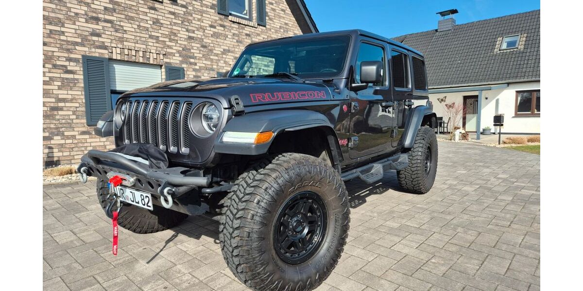 Jeep Wrangler 115.000 km 45.900 &euro; Großefehn 26629