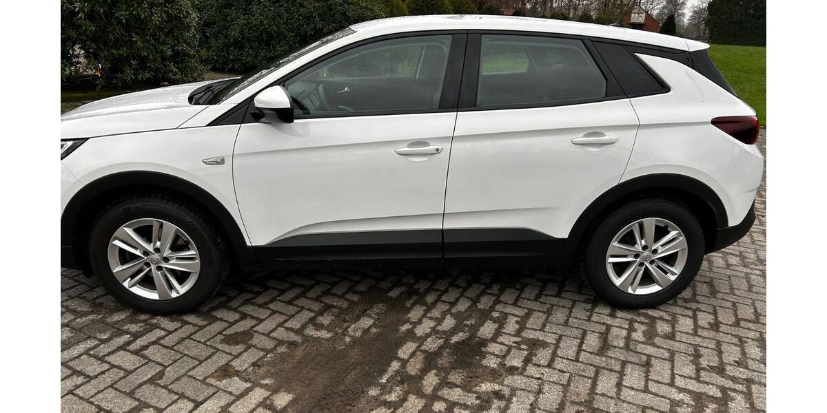 Opel Grandland (X) 69.747 km 16.000 &euro; Großefehn 26629