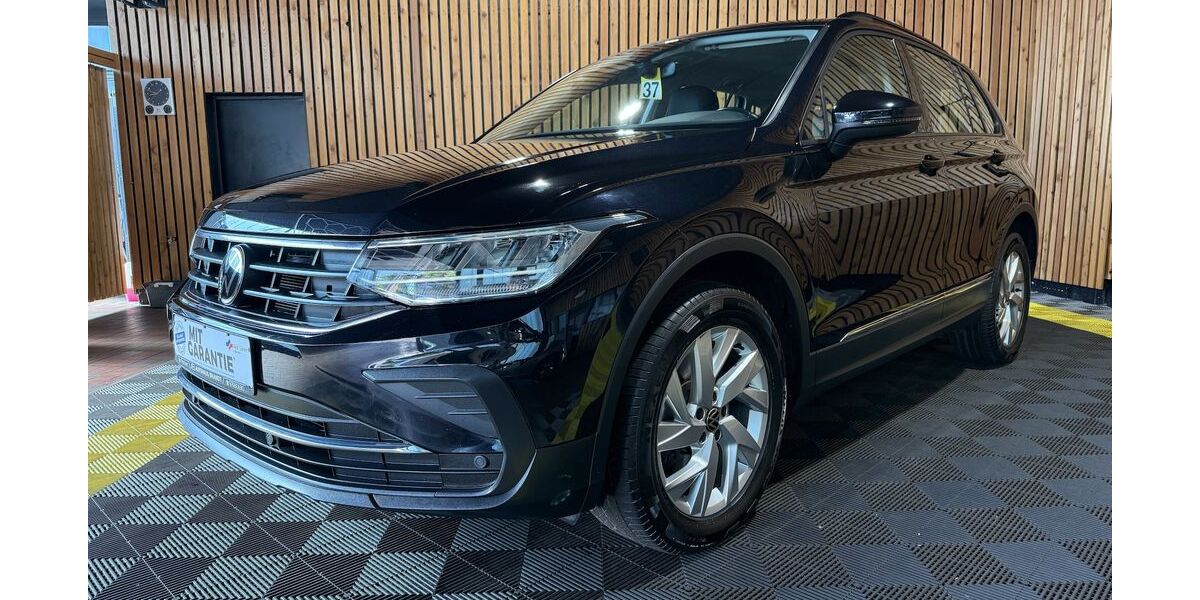 VW Tiguan 84.096 km 26.990 &euro; Leer 26789
