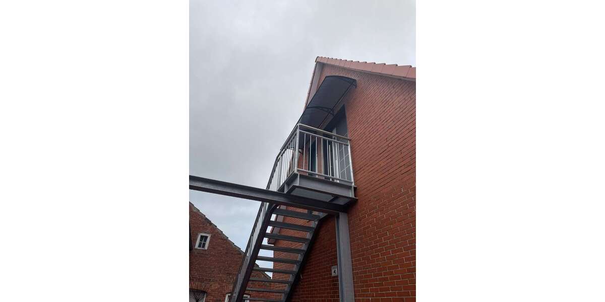 Etagenwohnung Hage - 3 Zimmer, 80 m&sup2;, 860&euro; | Angebot:27031047