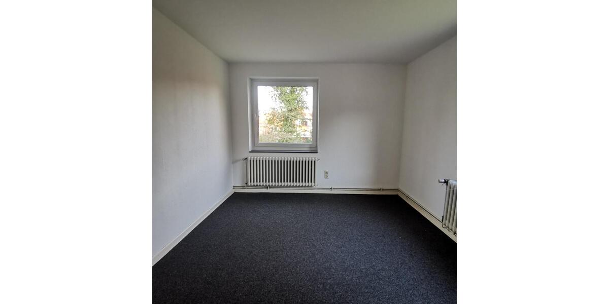 Etagenwohnung Aurich - 3 Zimmer, 74 m&sup2;, 680&euro; | Angebot:25127677