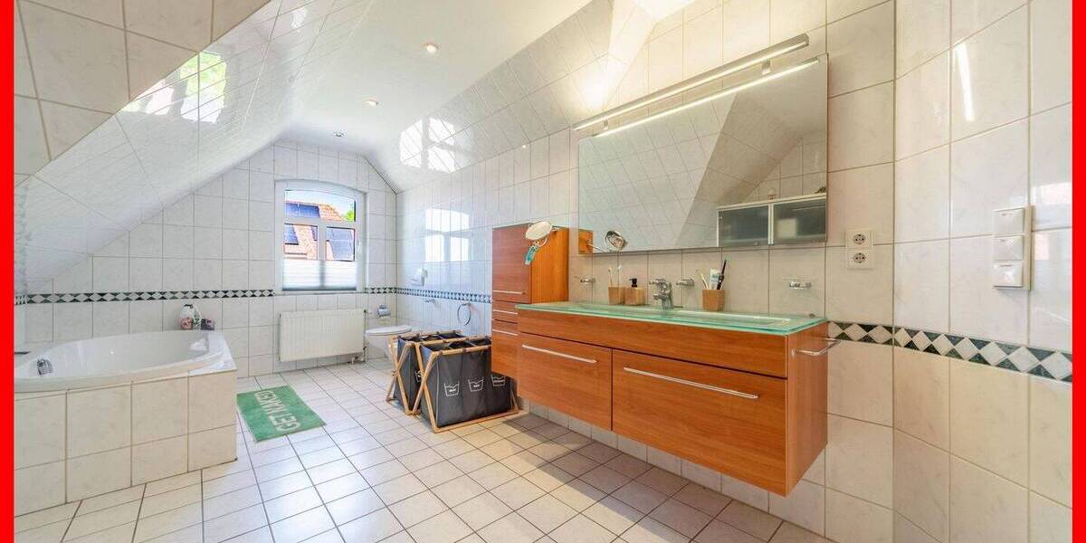 Einfamilienhaus Emden Borssum/Hilmarsum - 5 Zimmer, 205 m&sup2;, 395.000&euro; | Angebot:25769074