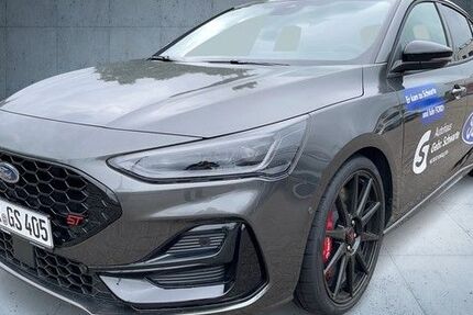 Ford Focus 3.001 km 38.390 &euro; Leer 26789