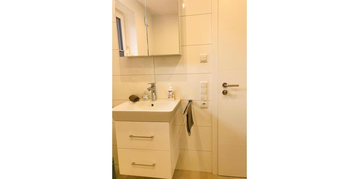 Etagenwohnung Großheide - 3 Zimmer, 120 m&sup2;, 1.600&euro; | Angebot:26357080