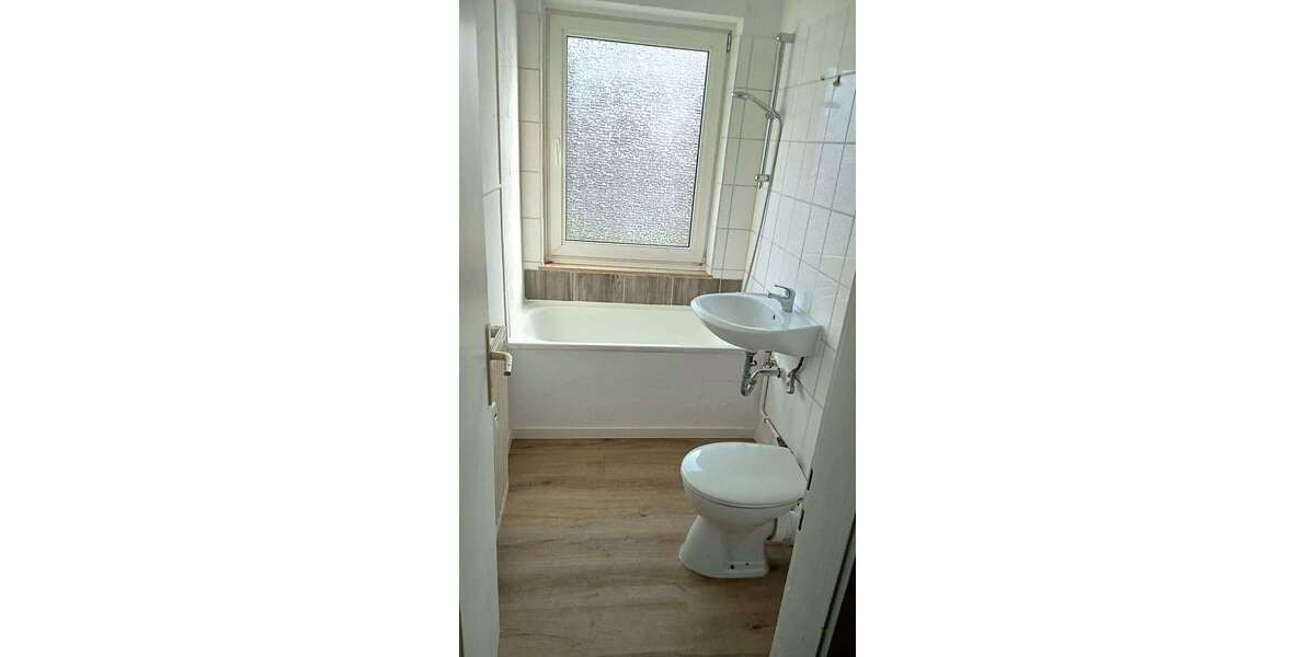 Etagenwohnung Hage - 2 Zimmer, 38 m&sup2;, 425&euro; | Angebot:25158483