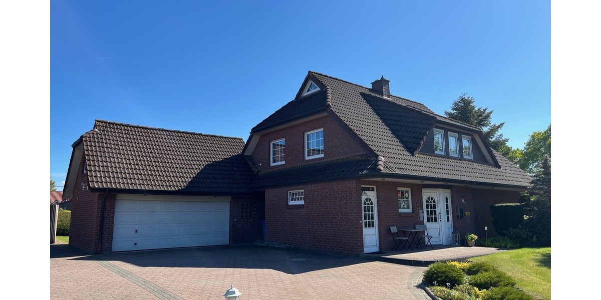 Großzügiges Wohnhaus mit Vollkeller in verkehrsgünstiger Wohnlage von Westerende-Kirchloog - Einfamilienhaus Ihlow | Angebot:26998612