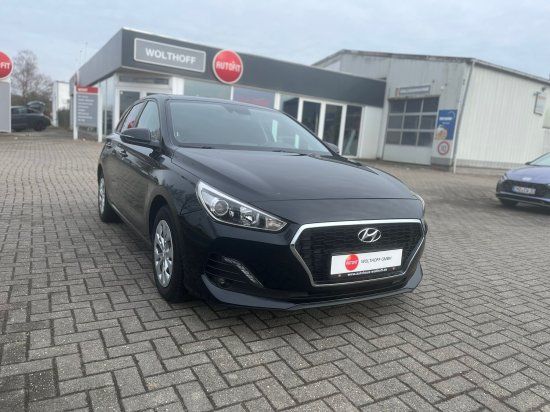 Hyundai i30 95.000 km 12.900 &euro; Hinte 26759