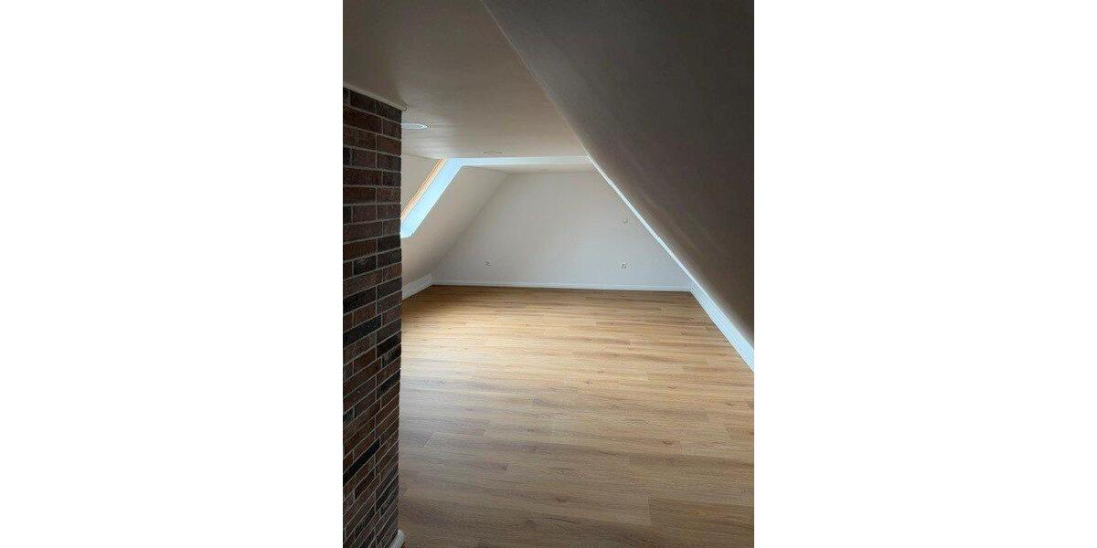 Maisonettenwohnung Emden - 2 Zimmer, 75 m&sup2;, 800&euro; | Angebot:26645777