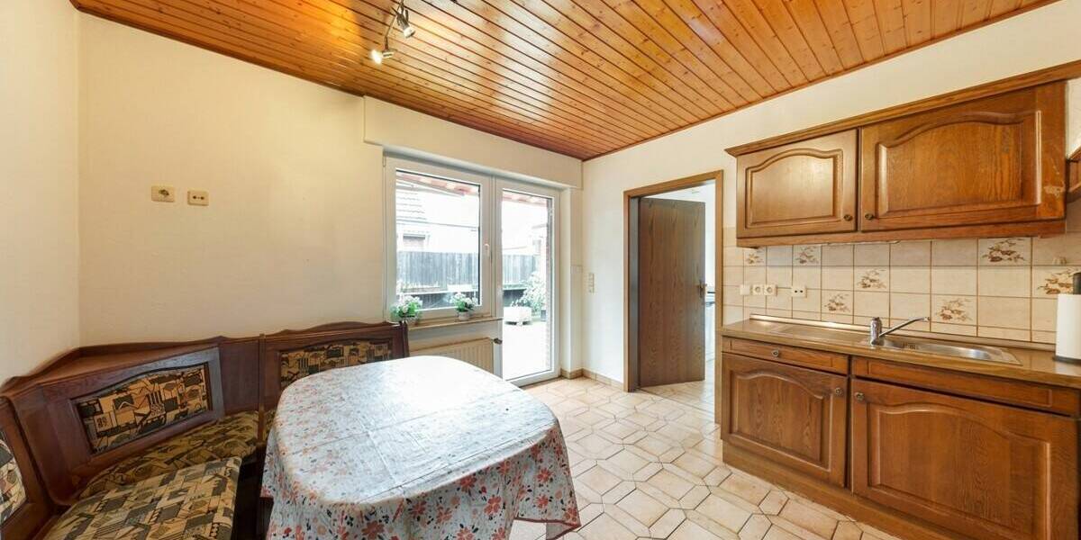 Mehrfamilienhaus, Wohnhaus Leer Loga - 7 Zimmer, 187 m&sup2;, 329.000&euro; | Angebot:26028314