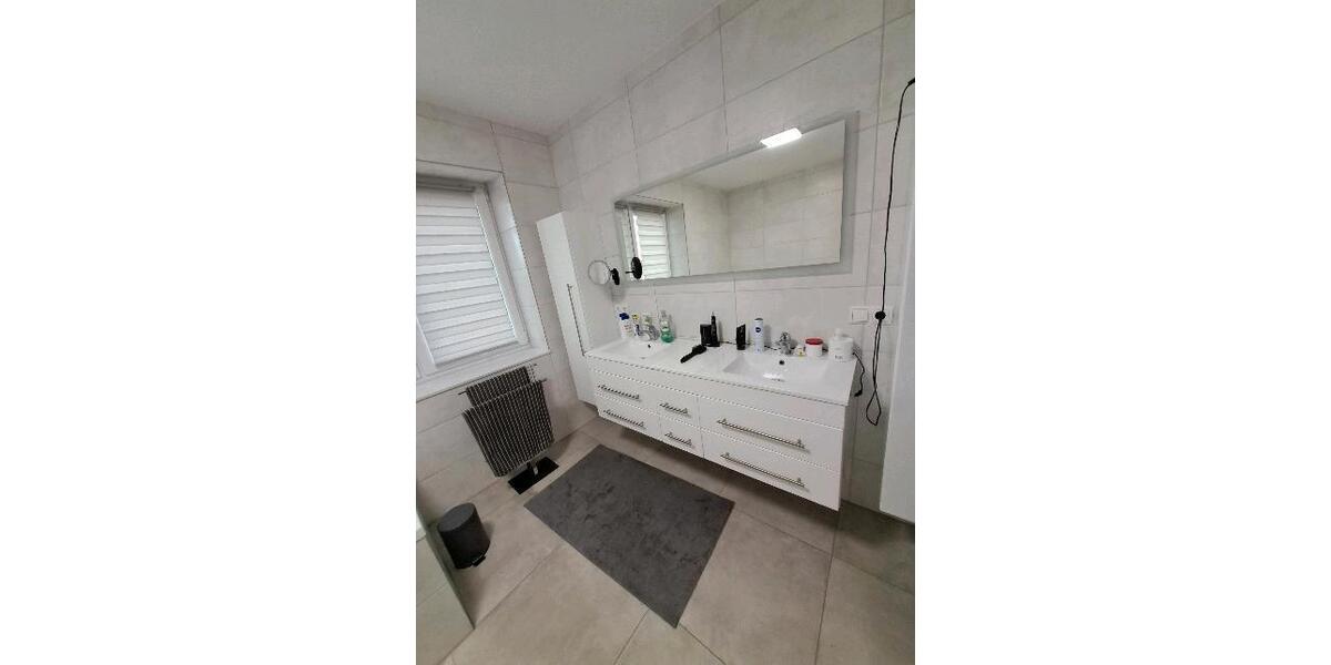 Einfamilienhaus Hage - 5 Zimmer, 134 m&sup2;, 1.700&euro; | Angebot:26025778