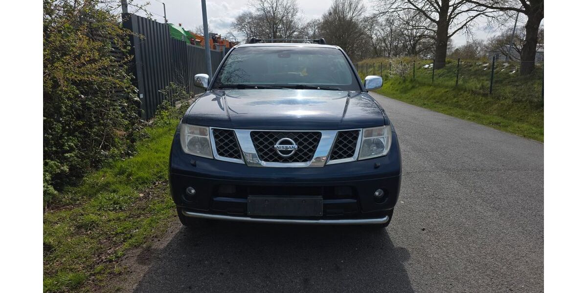Nissan Pathfinder 235.600 km 4.450 &euro; Westoveledingen 26810