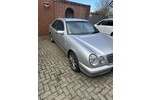 Mercedes-Benz 240 125.000 km 3.000 &euro; Aurich 26603