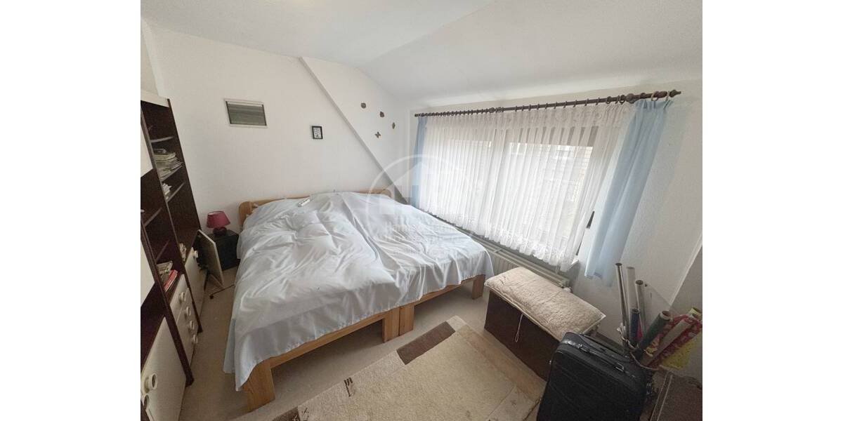 Doppelhaushälfte Aurich Innenstadt - 5 Zimmer, 130 m&sup2;, 220.000&euro; | Angebot:26116425