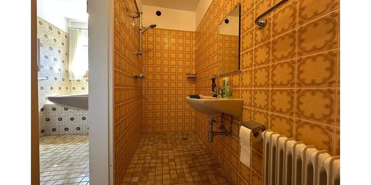 Einfamilienhaus Weener - 8 Zimmer, 208 m&sup2;, 348.000&euro; | Angebot:25737721