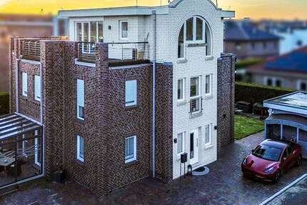 Haus Emden Tholenswehr - 6 Zimmer, 277 m&sup2;, 629.999&euro; | Angebot:25001487