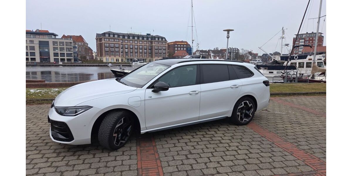 VW Passat 29.500 km 44.900 &euro; Hinte 26759