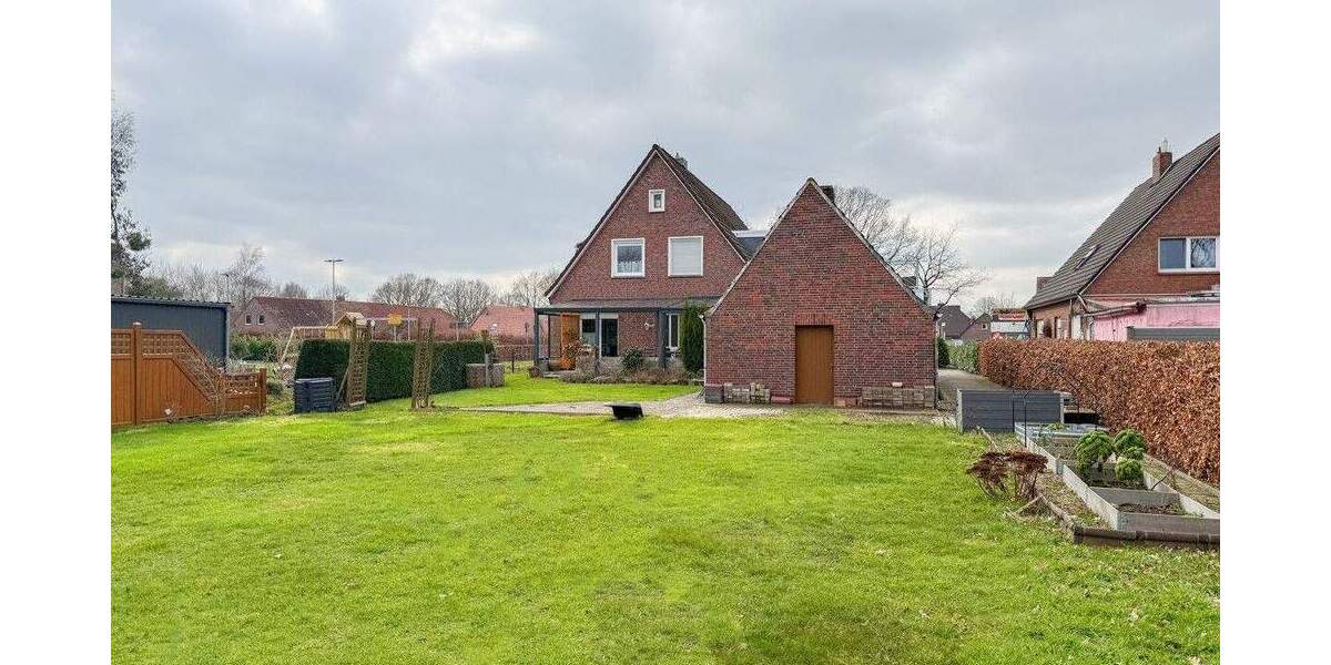 Einfamilienhaus Aurich / Plaggenburg Tannenhausen - 7 Zimmer, 221 m&sup2;, 379.000&euro; | Angebot:25800688