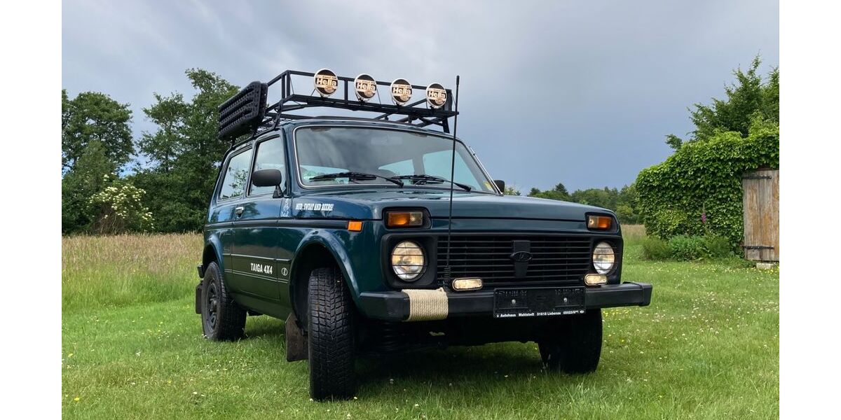 Lada Niva 165.951 km 6.850 &euro; Aurich 26603