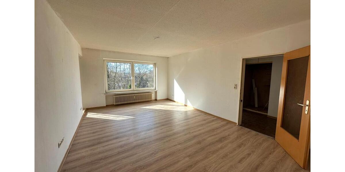Etagenwohnung Emden Tholenswehr - 4 Zimmer, 99 m&sup2;, 950&euro; | Angebot:26251164