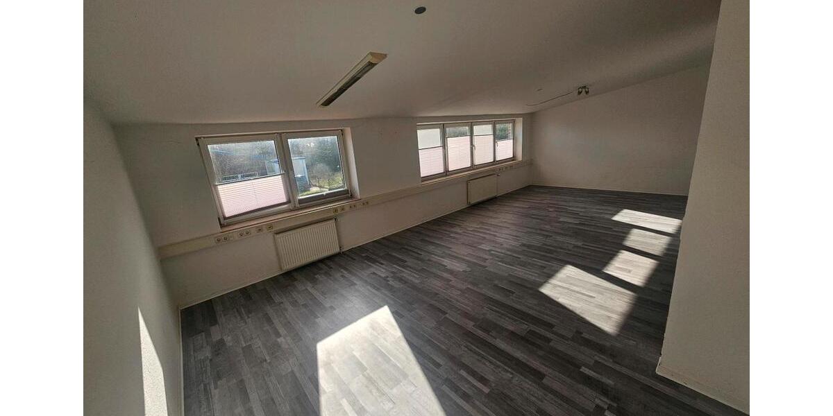 Gewerbeobjekt Emden Rysumer Landstraße - 1.200&euro; | Angebot:25659607