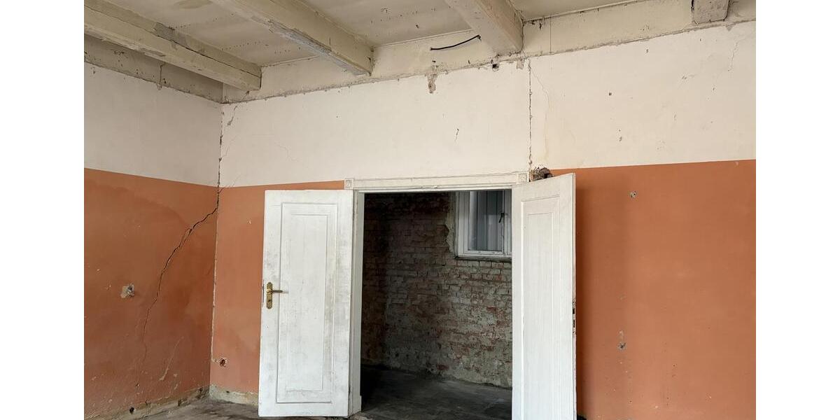 Mehrfamilienhaus, Wohnhaus Hage - 20 Zimmer, 550 m&sup2;, 950&euro; | Angebot:26704052
