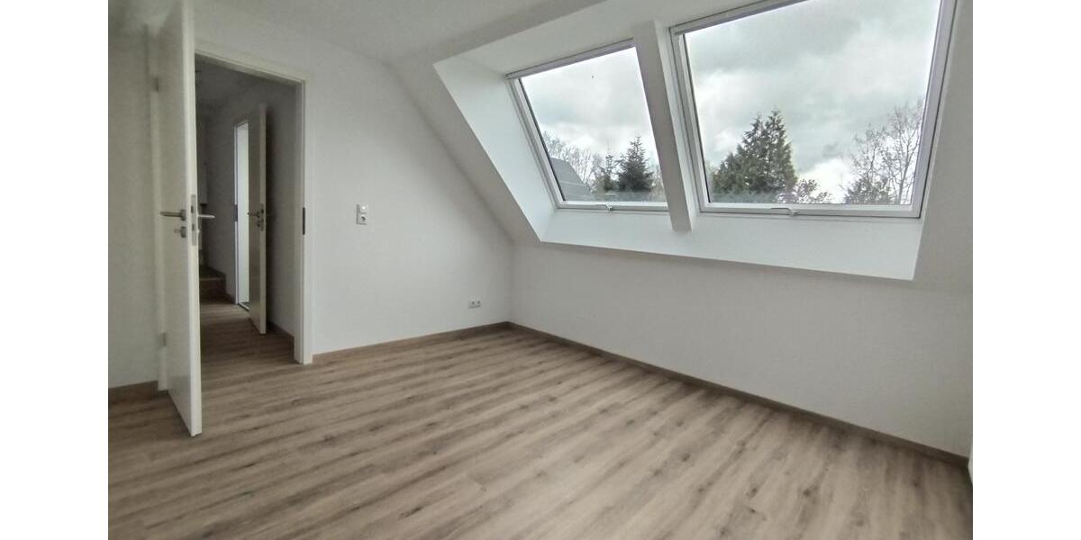 Dachgeschoßwohnung Südbrookmerland - 2 Zimmer, 72 m&sup2;, 480&euro; | Angebot:26537945