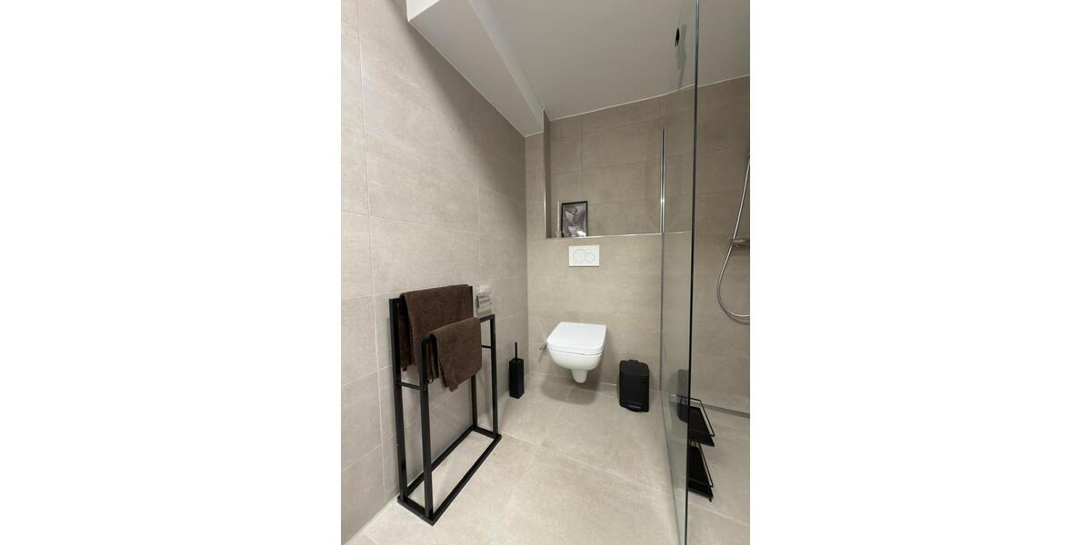 Etagenwohnung Aurich - 2 Zimmer, 65 m&sup2;, 2.000&euro; | Angebot:26564250