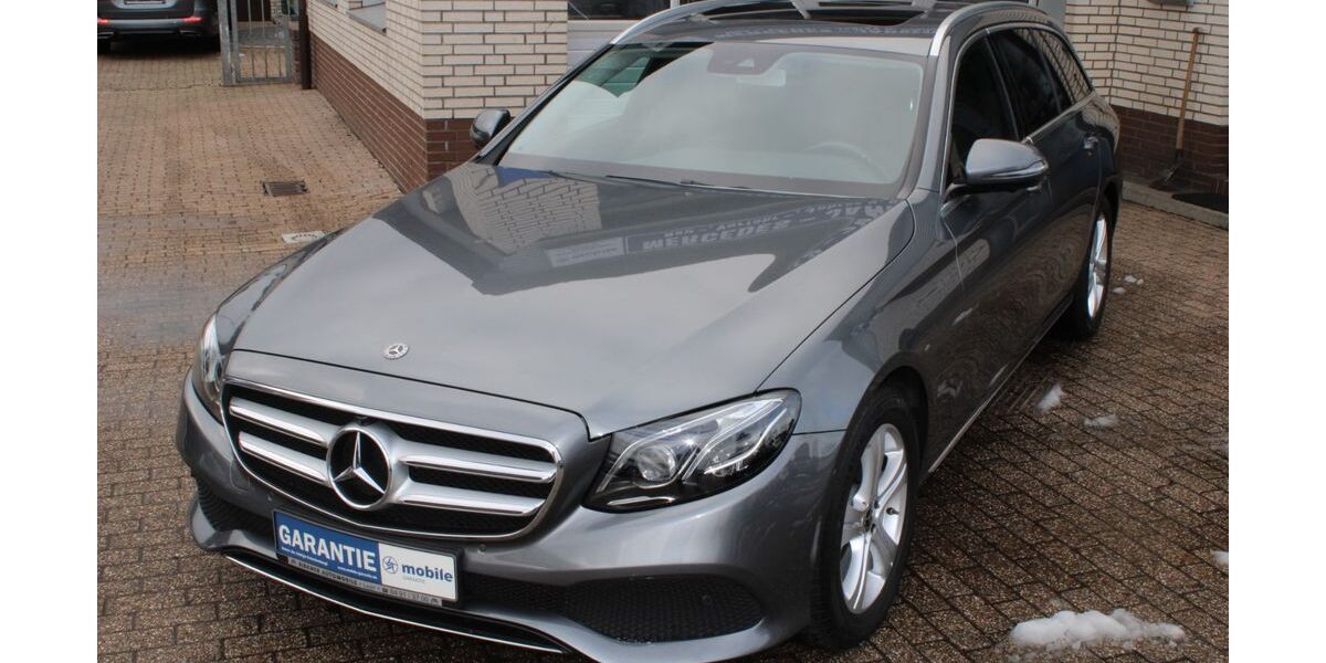 Mercedes-Benz E 220 192.000 km 19.900 &euro; Leer 26789