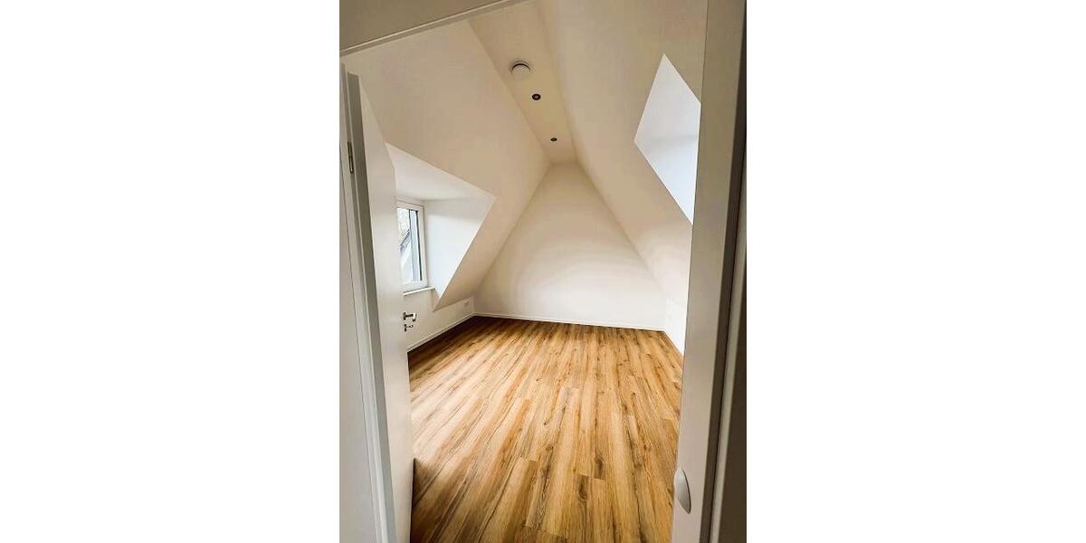 Etagenwohnung Leer (Ostfriesland) - 2 Zimmer, 37 m&sup2;, 640&euro; | Angebot:25378886