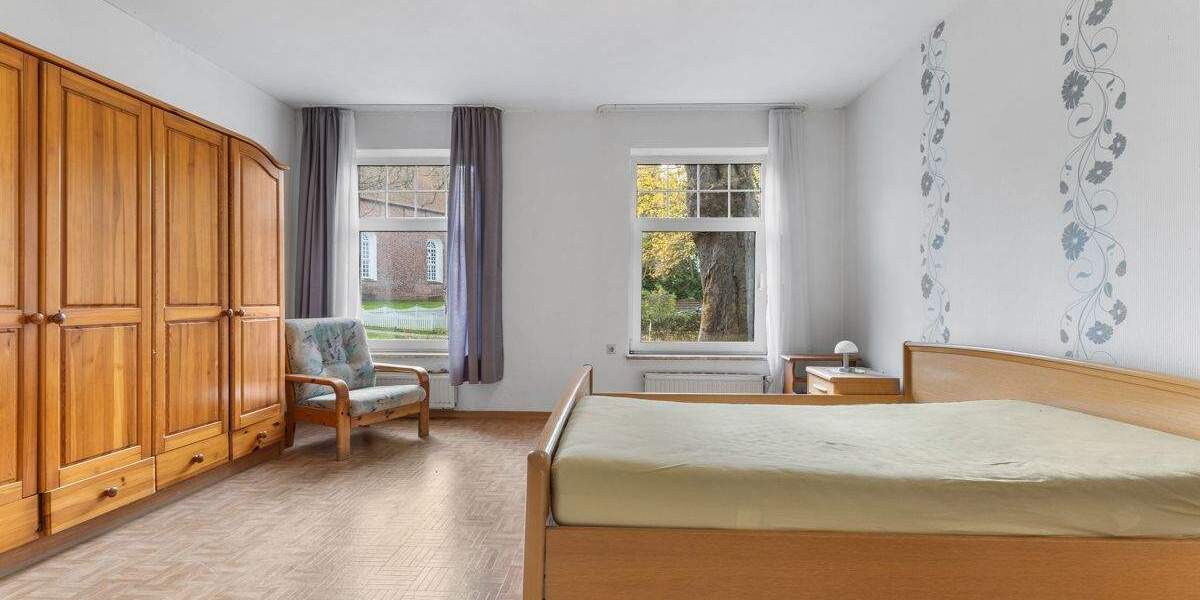 Mehrfamilienhaus, Wohnhaus Krummhörn / Visquard Visquard - 7 Zimmer, 207 m&sup2;, 185.000&euro; | Angebot:25679581