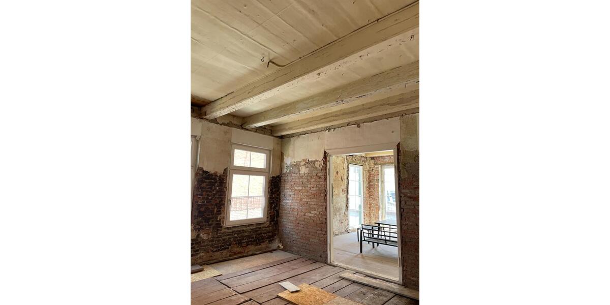 Einfamilienhaus Hage - 10 Zimmer, 250 m&sup2;, 600&euro; | Angebot:26072903