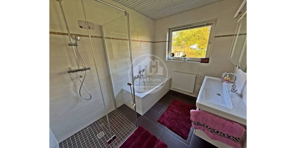 Einfamilienhaus Aurich Innenstadt - 5 Zimmer, 180 m&sup2;, 429.000&euro; | Angebot:26153803