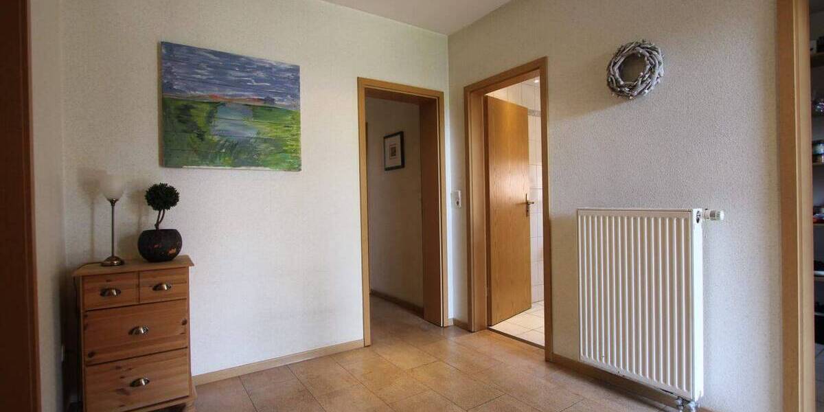 Mehrfamilienhaus, Wohnhaus Weener - 5 Zimmer, 133 m&sup2;, 195.000&euro; | Angebot:26118098