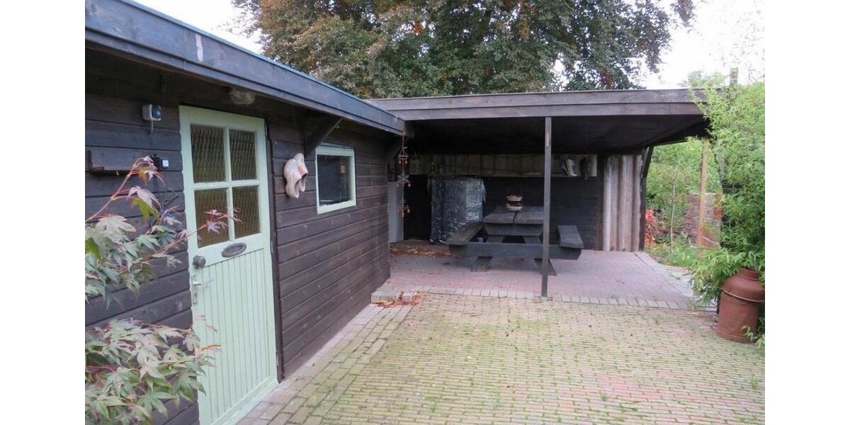 Einfamilienhaus Weener - 6 Zimmer, 220 m&sup2;, 259.000&euro; | Angebot:26042401