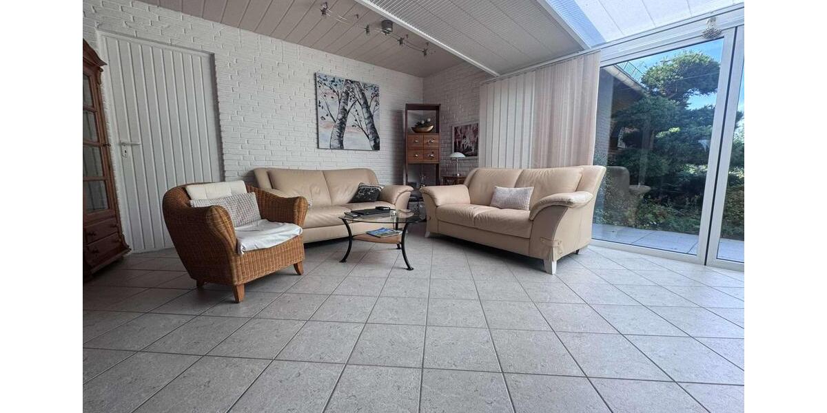 Erdgeschoßwohnung Norden - 3 Zimmer, 130 m&sup2;, 1.150&euro; | Angebot:25256240